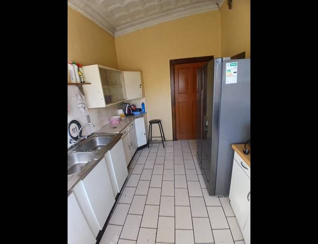 4 BEDROOM HOUSE FOR SALE IN SPRINGS CENTRAL